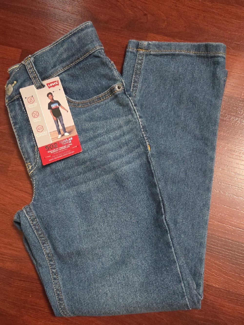 Levi's, Boys Classic Regular Fit Blue Jeans, Size 7